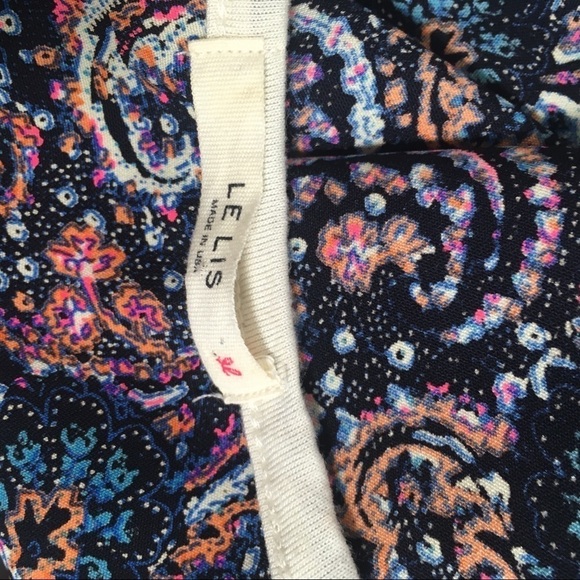 Le Lis Top Shirt Floral Cream Pink Blue Medium - Picture 8 of 11